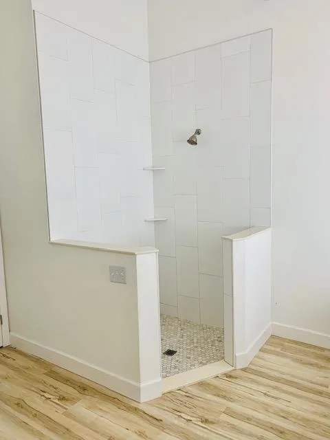 Slide of Houchins Family Construction