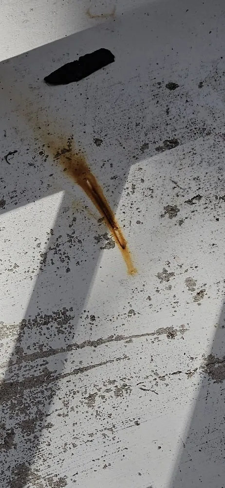 Slide of Hough Roofing & Screen Rooms