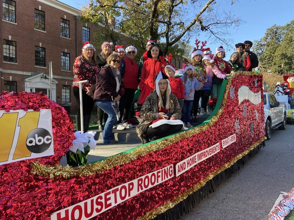 Slide of Housetop Roofing