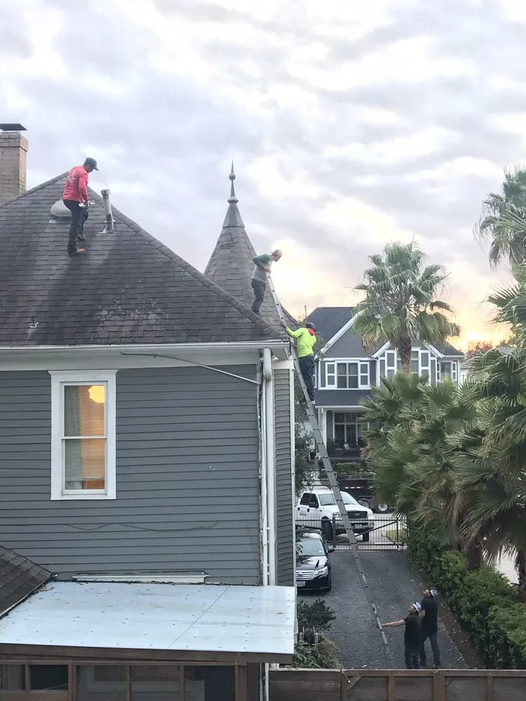 Slide of Houston Heights Roofers