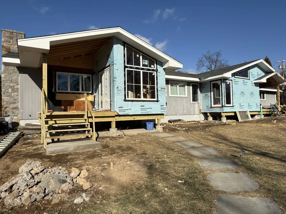 Slide of Houzz Construction