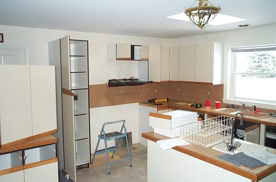 Slide of Howland Home Improvement