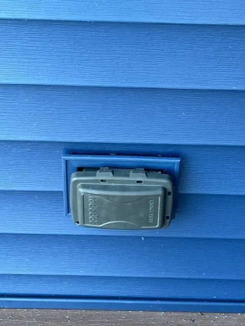 Slide of Hoyer Construction