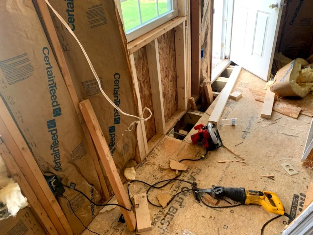 Emergency roof inspection in Harmony, NC by HQ Construction