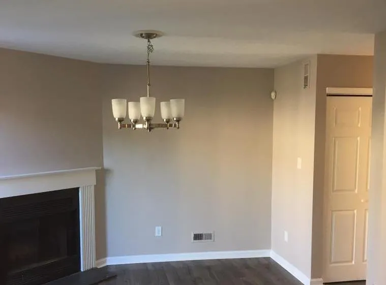 Slide of H&R Construction