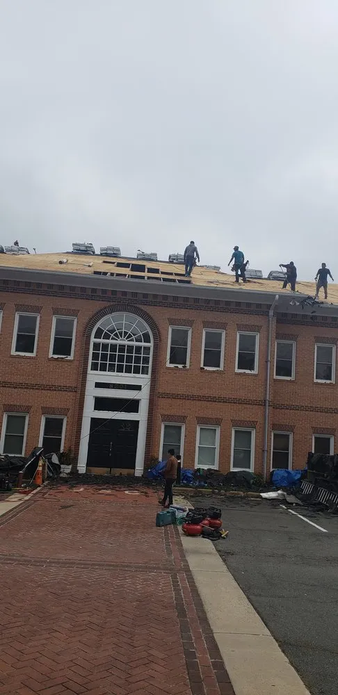 Slide of HR Roofing & Siding