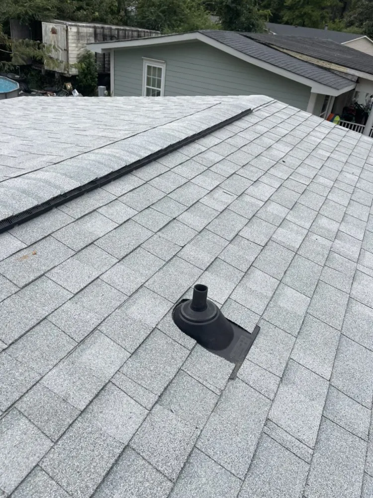 Slide of H&R Roofing and Construction