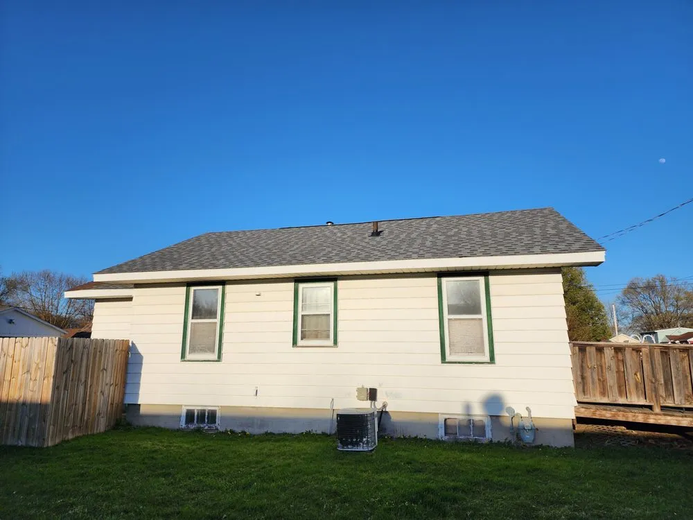 Slide of H&S Contracting