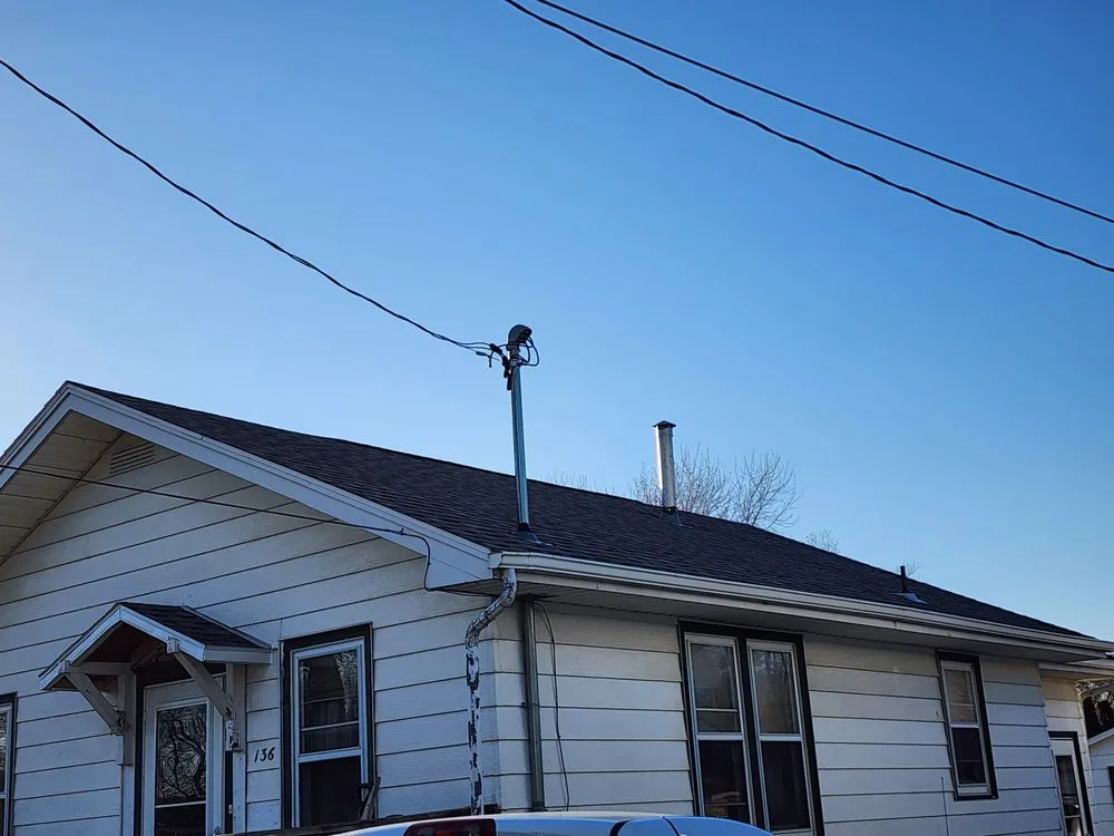 Slide of H&S Contracting