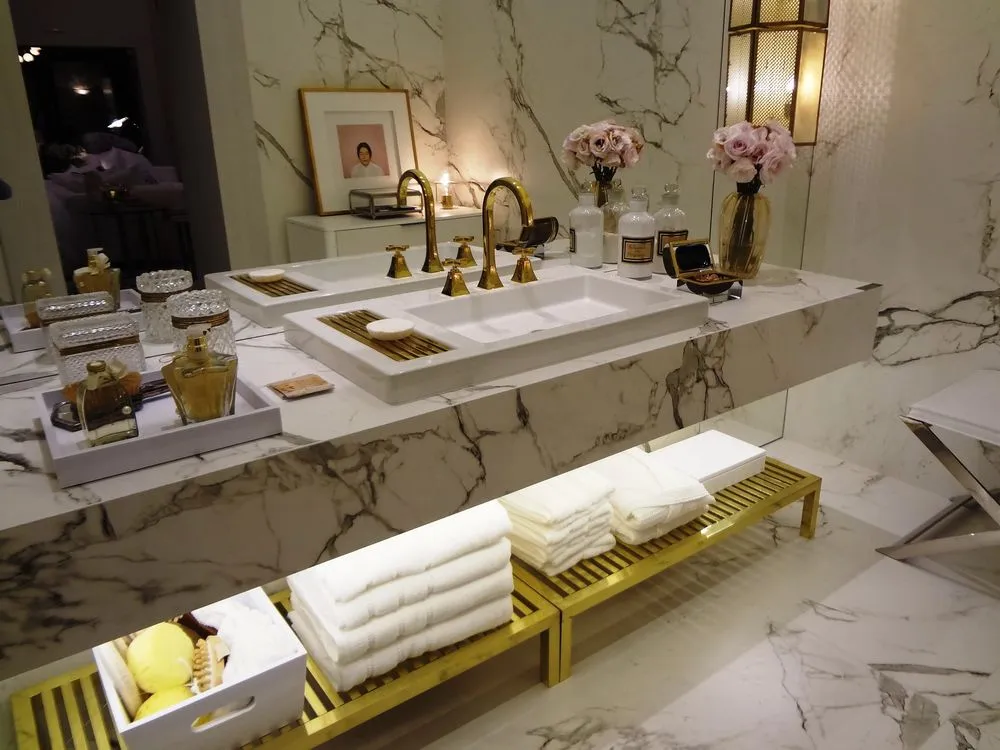 Slide of Hsouna Construction