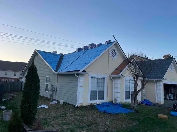 Slide of H&T Roofing