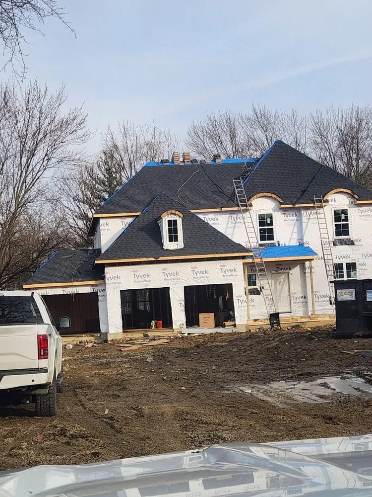 Slide of Huatulco Roofing Service