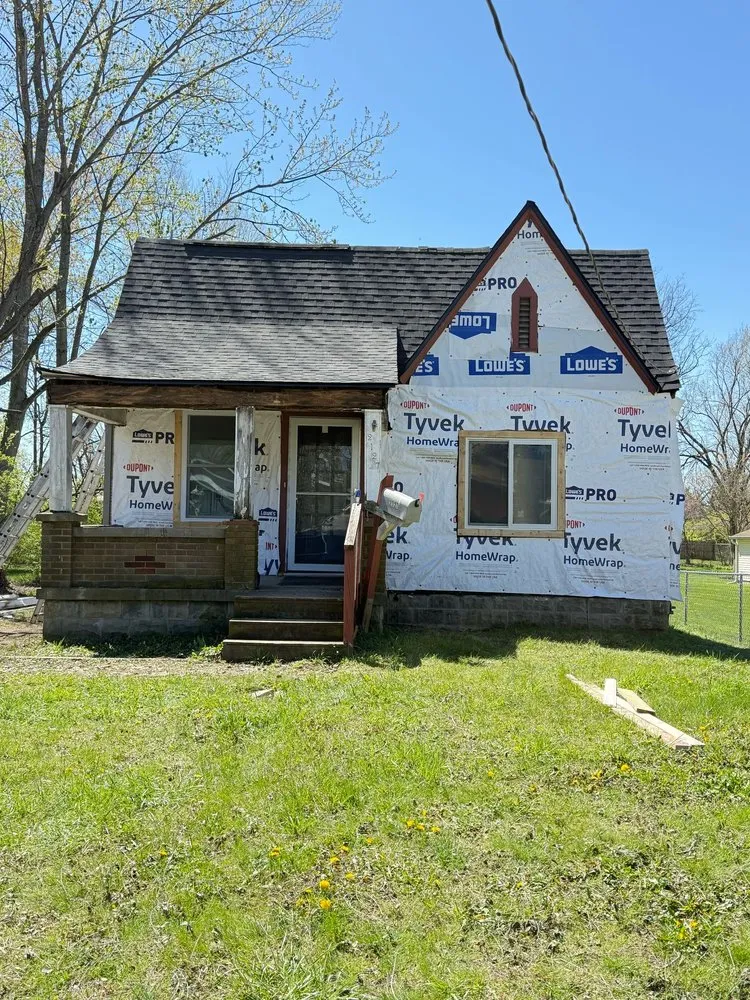 Slide of Huatulco Roofing Service