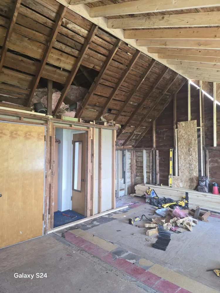 Top-rated roof inspection in Fair Haven, MI by Hubbard Home Improvements