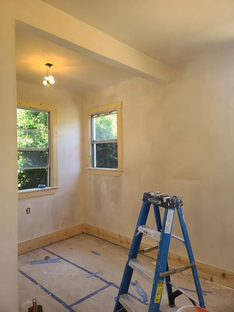 Emergency roof installation for residential properties in Okland , CA by Hubeymar Construction