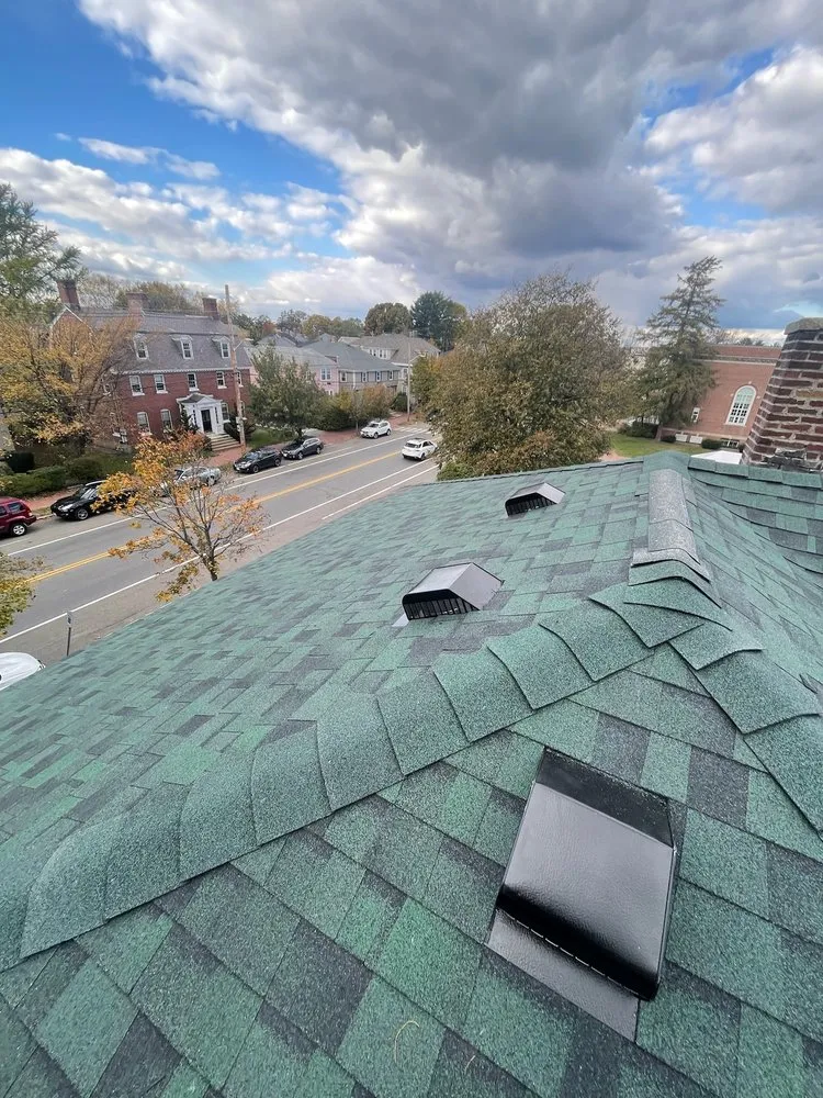 Slide of Huerta Construction