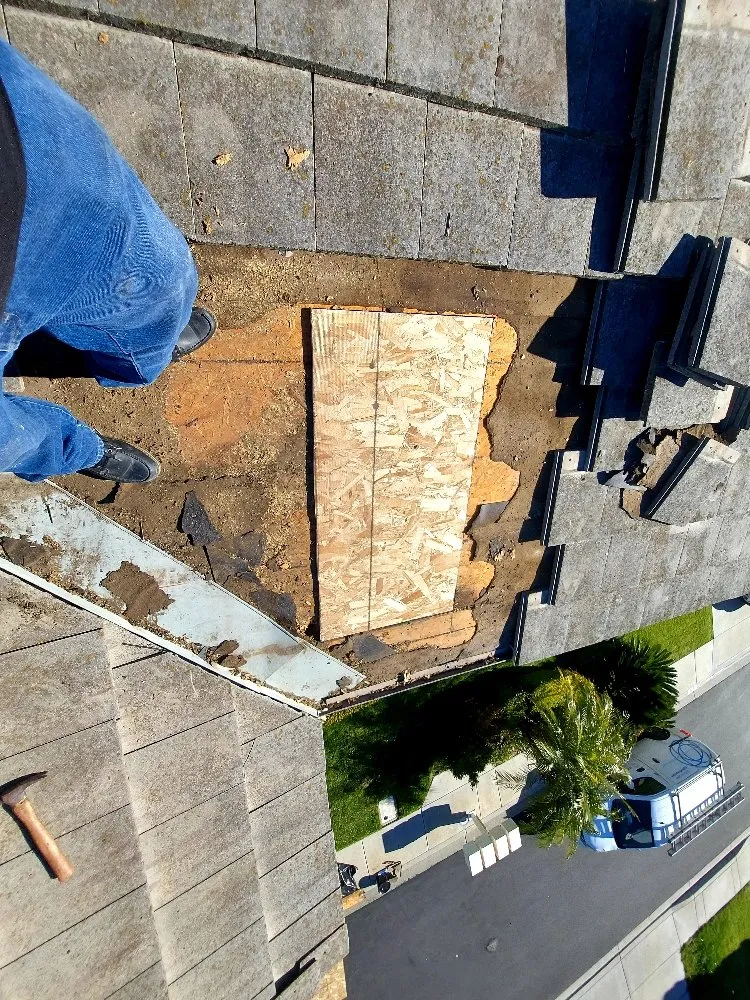 Slide of Huertas roofing