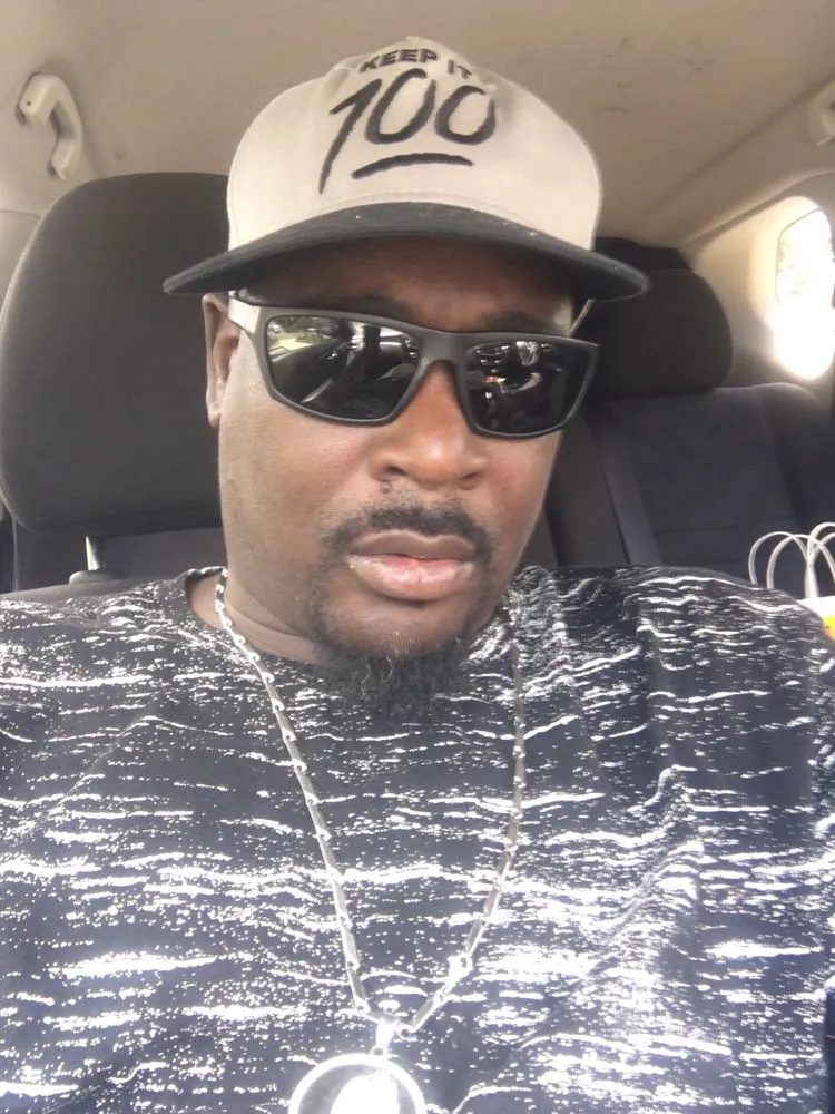 Slide of Huff&son Roofing