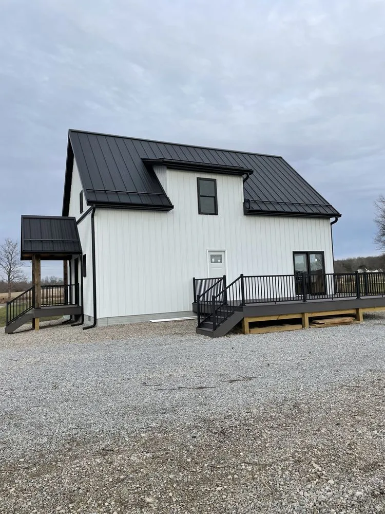 Slide of Hughes Seamless Gutters