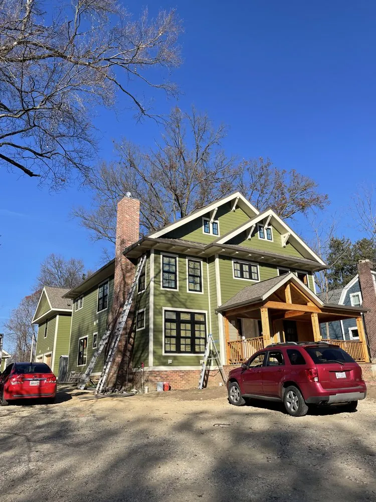 Slide of Hughes Seamless Gutters