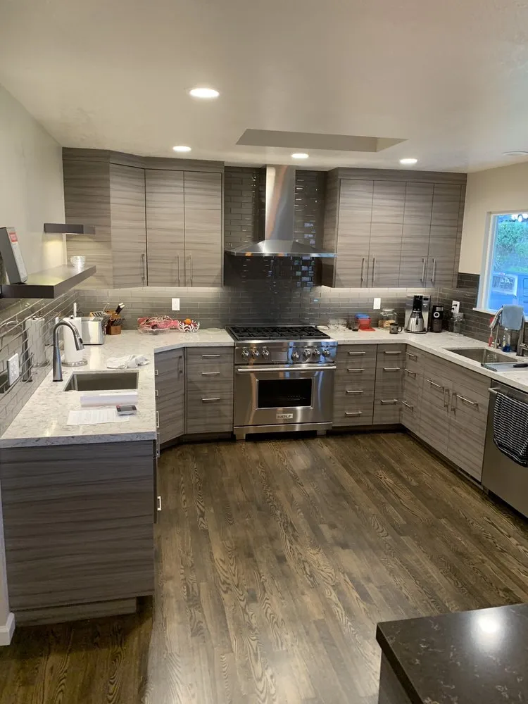 Slide of Hugon Construction