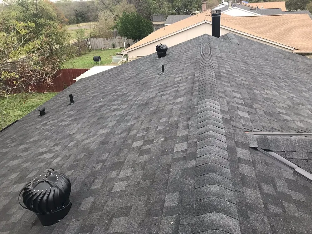 Slide of Humberto's Roofing Service