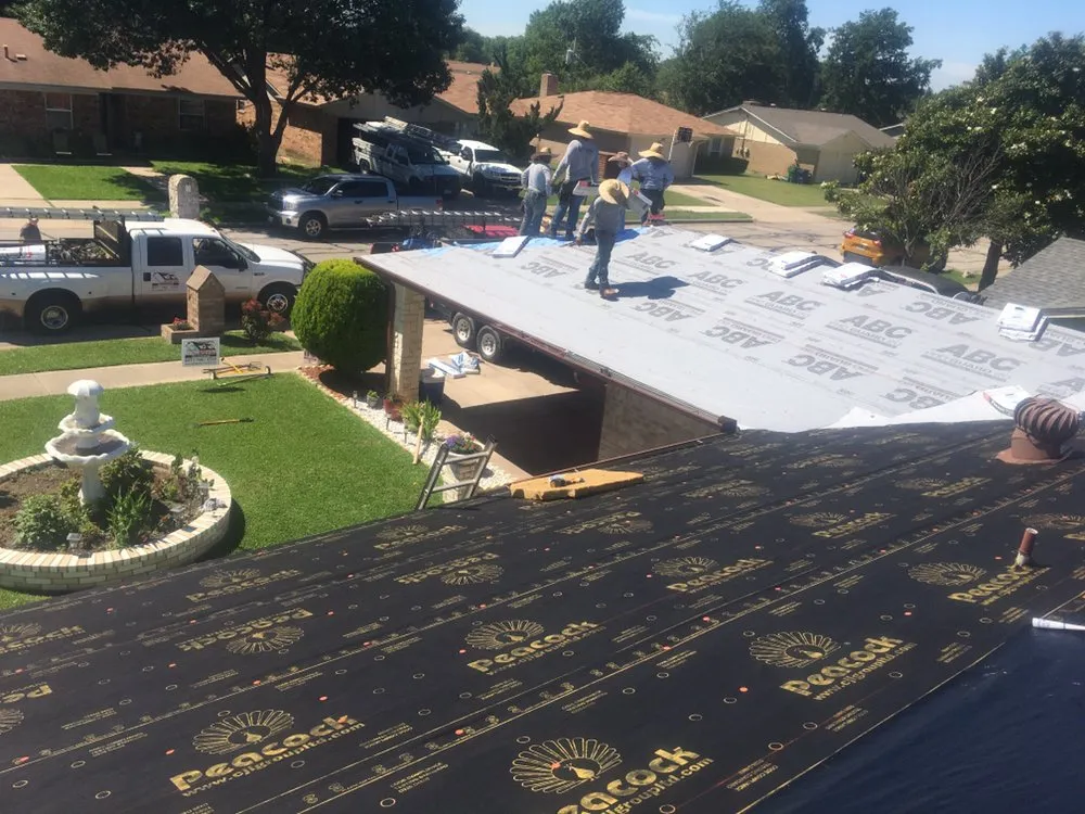 Slide of Humberto's Roofing Service