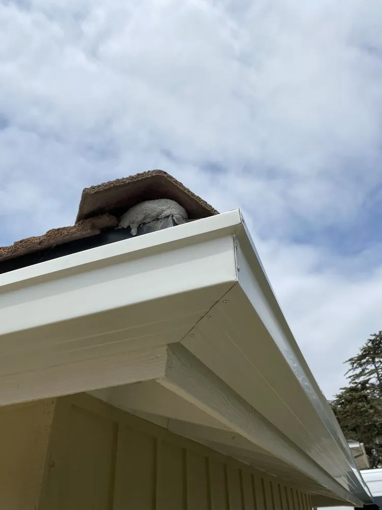 Slide of Humphreys Rain Gutters