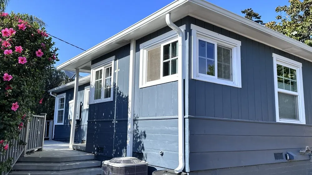 Slide of Humphreys Rain Gutters