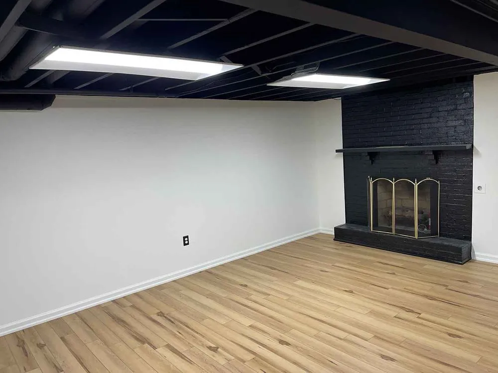 Slide of Hunt Home Improvements