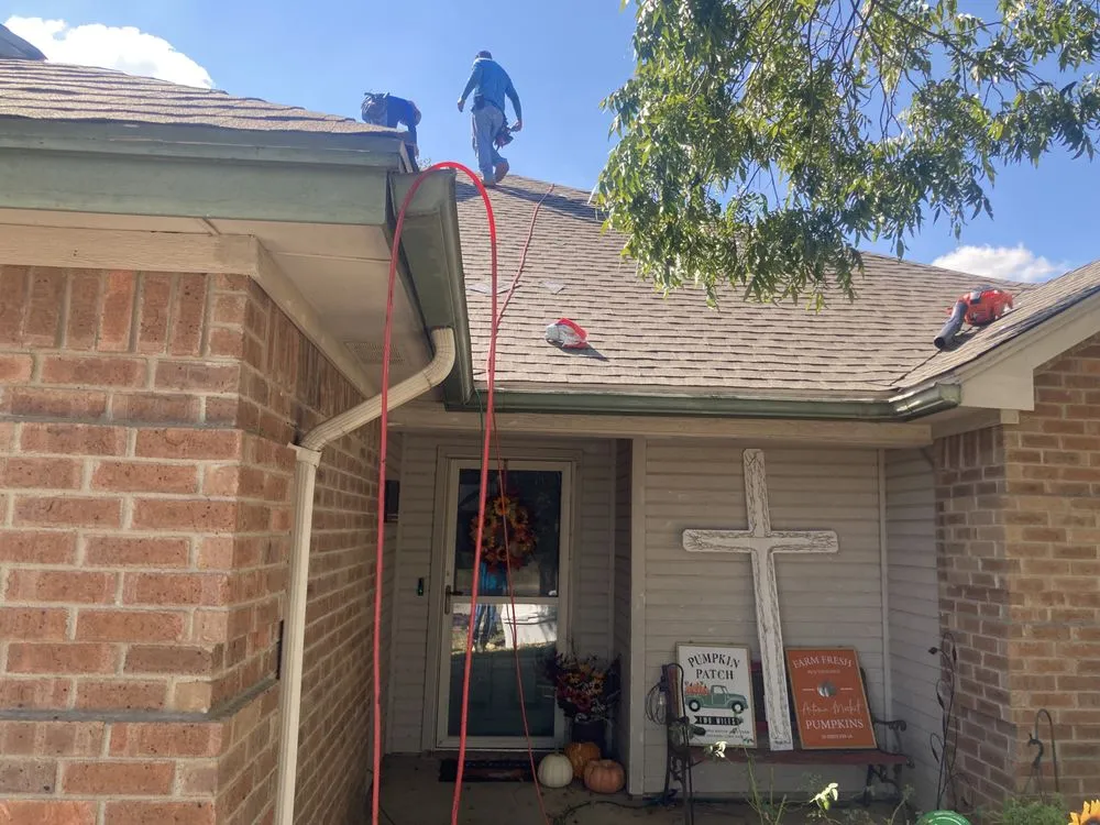 Slide of Hunt Roofing & Contracting