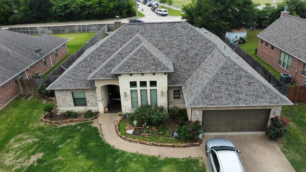 Slide of Hunter Roofing & Restoration