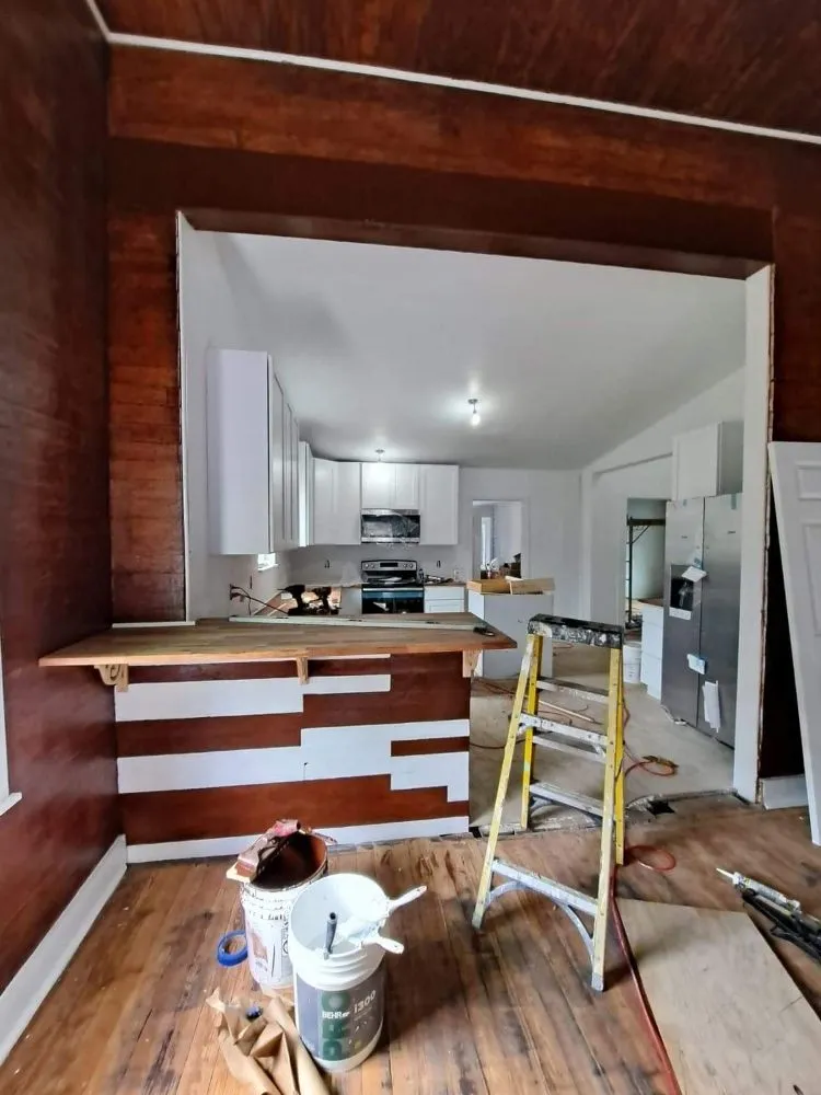 Slide of Hunter's Roofing & Construction