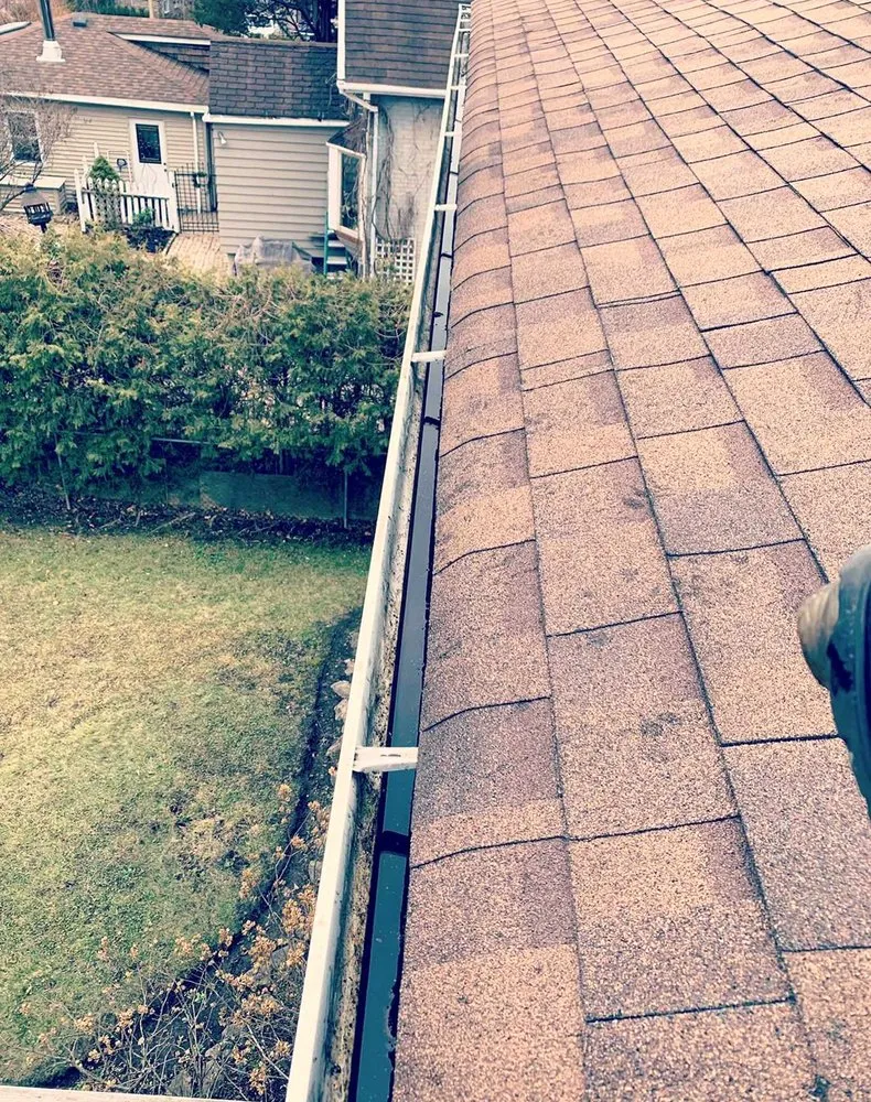 Slide of Hunterwood Roofing