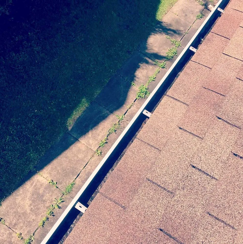 Slide of Hunterwood Roofing