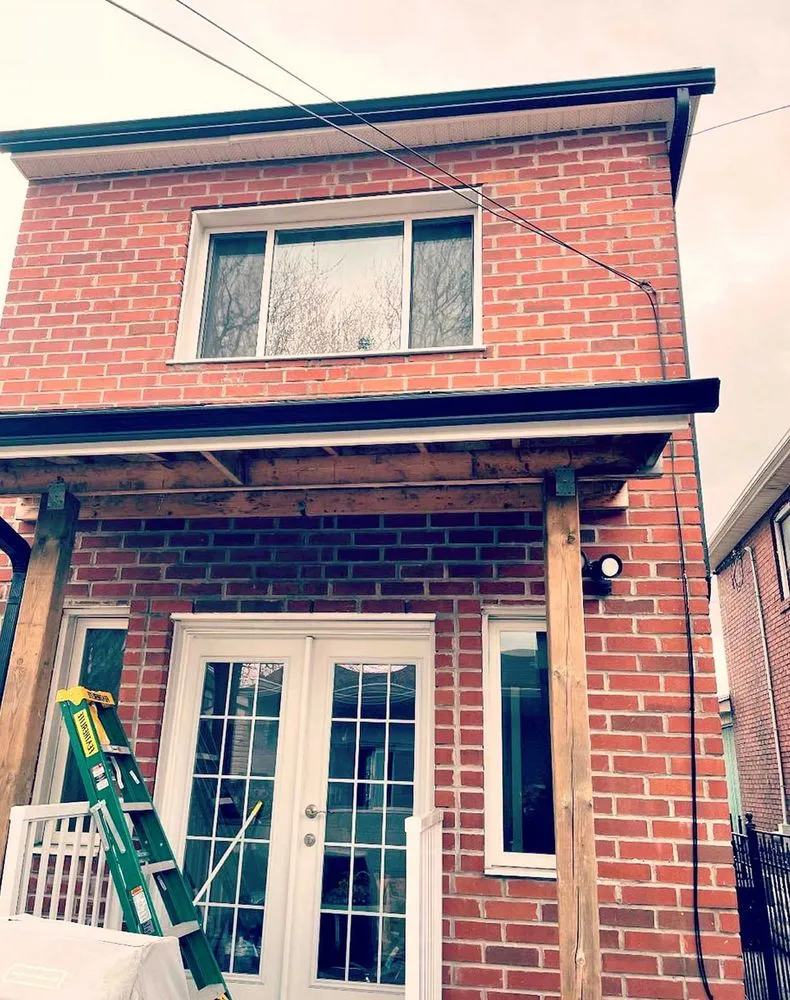 Slide of Hunterwood Roofing