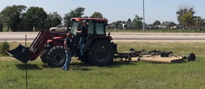 Slide of Hunt's Construction & Roofing