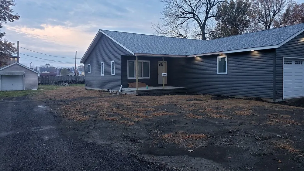 Slide of Hunt's Roofing