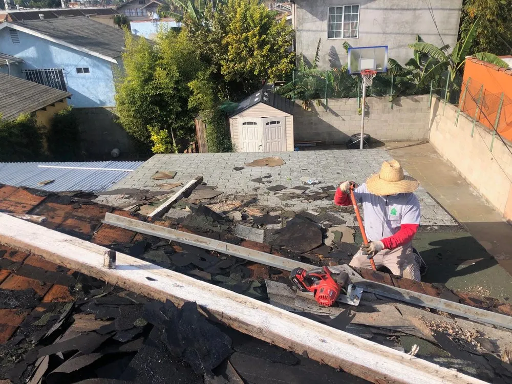 Slide of HUS Roofing