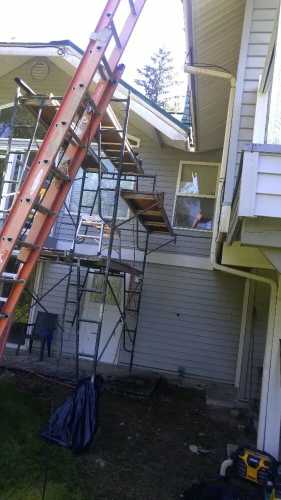 Slide of Husky Construction