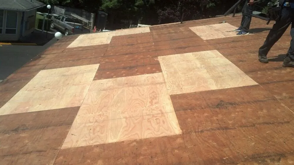 Slide of Husky Construction