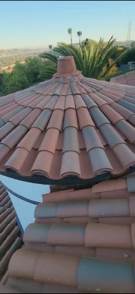 Slide of Husky Roofing