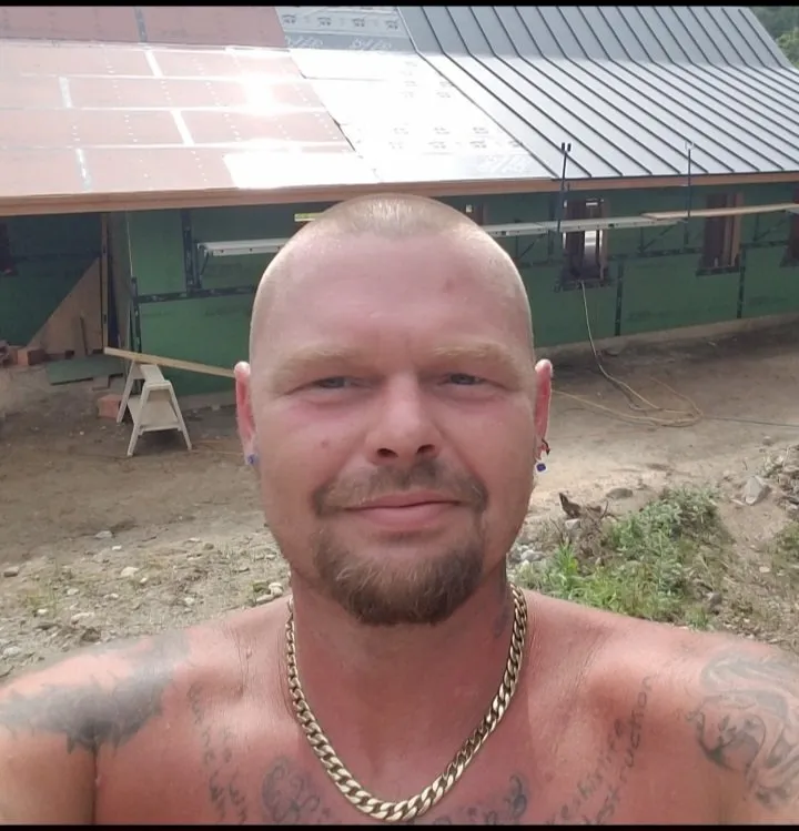 Slide of Hutchins Home Improvements