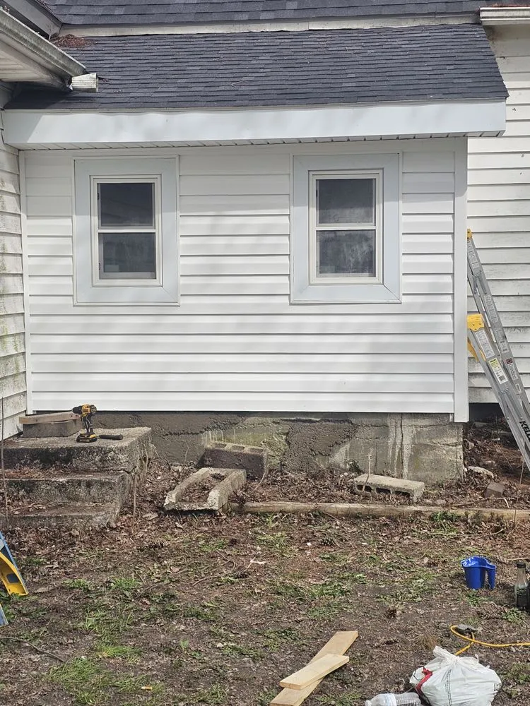Emergency residential roofing service for fast service in Indianapolis City, IN by H&W Home Solutions