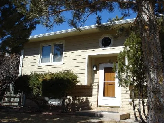 Slide of Hyaltitude Contracting