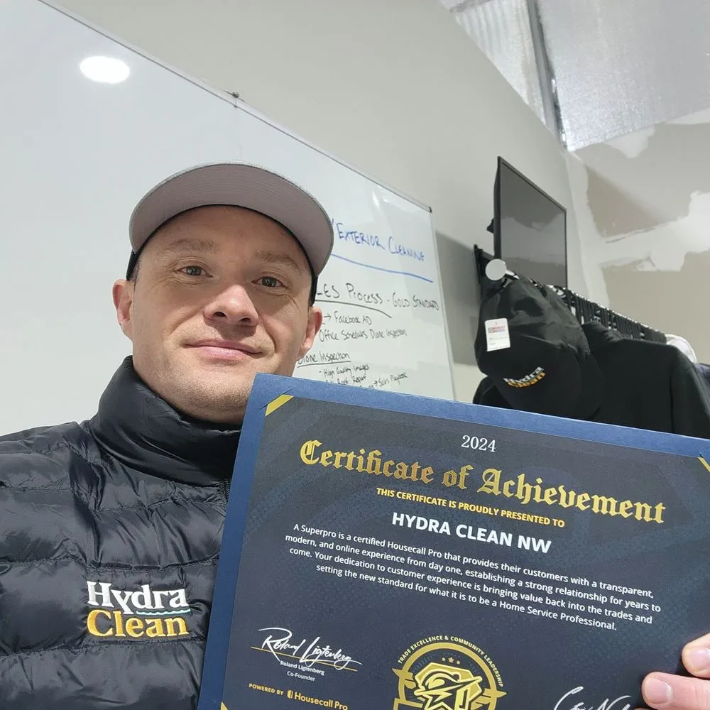 Slide of Hydra Clean