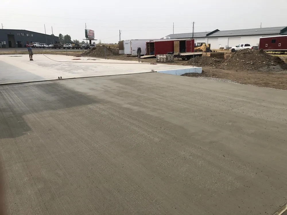 Slide of Hymark Construction