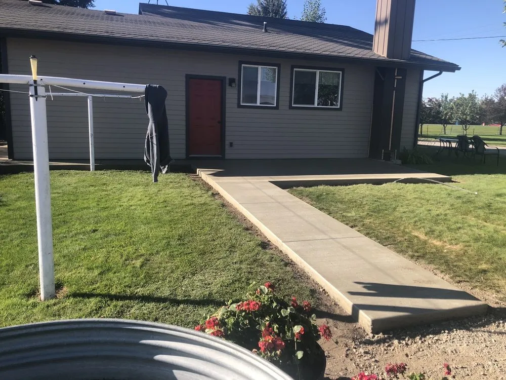 Slide of Hymark Construction