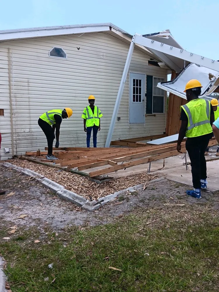 Reliable shingle roofing service in St. Petersburg, FL - Hypaer Investments