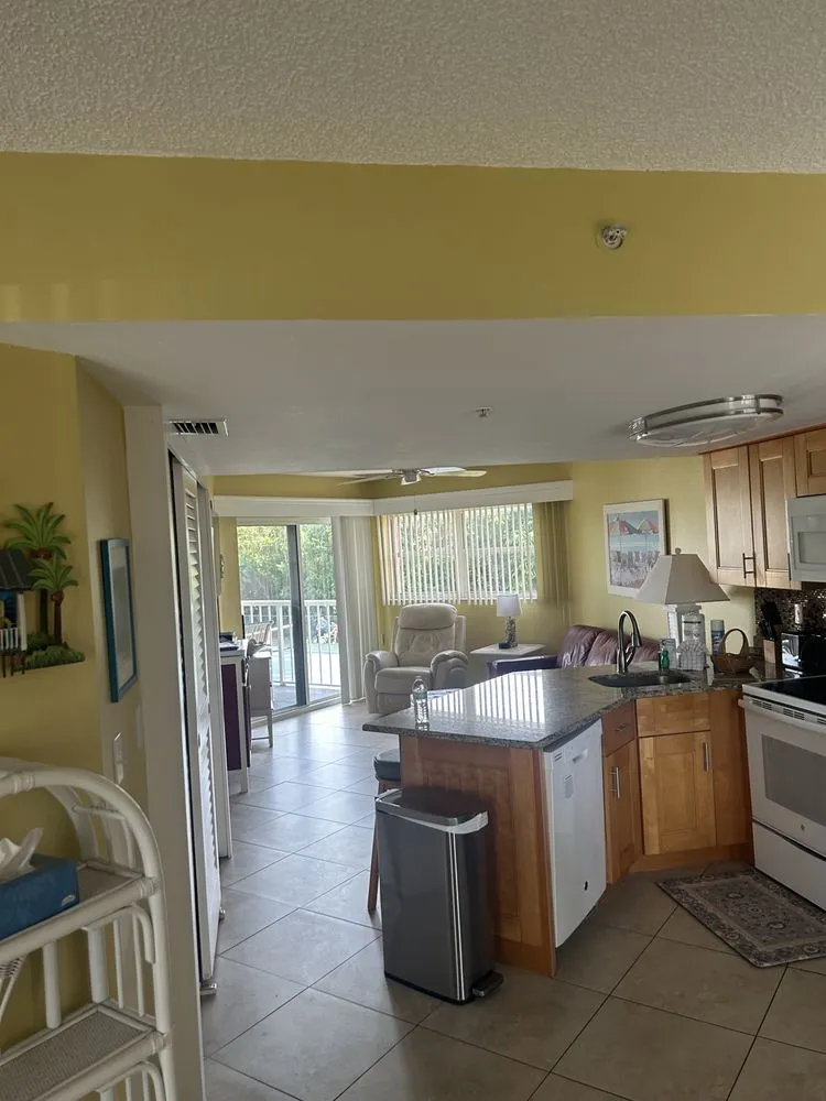 Local roof leak repair in St. Petersburg, FL - Hypaer Investments